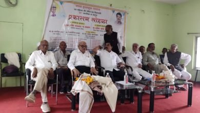 माजी विद्यार्थ्यांच्या योगदानामुळेच आज एज्युकेशन सोसायटी नायगावचा वटवृक्ष बहरला–खा. रविंद्र पा. चव्हाण.