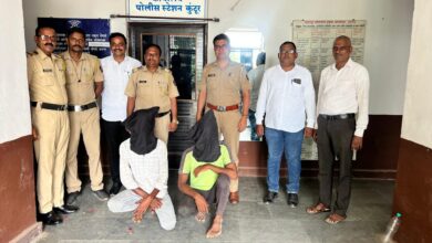 शेळ्या चोरणाऱ्याना कुंटूर पोलिसांनी केले जेरबंद .डोंगरगाव शिवारात मिळाल्या 5 शेळ्या चार जणां विरुद्ध गुन्हा दाखल ..दोघे ताब्यात दोन  फरार.