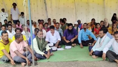 घरकुलाचे हप्ते आणि मोफत वाळूसाठी आमरण उपोषण सुरू.