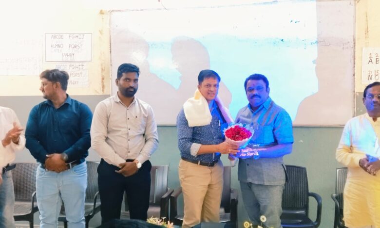 рд░рд╛рдЬреНрдпрд╕реНрддрд░реАрдп рдЕрд╕реЛрд╕рд┐рдПрд╢рди рдХрдмрдбреНрдбреА рд╕реНрдкрд░реНрдзрд╛ рдирд╛рдпрдЧрд╛рд╡ рдпреЗрдереЗ рдШреЗрдгреНрдпрд╛рд╕рд╛рдареА рдкреНрд░рдпрддреНрдирд╢реАрд▓ ; рд╢рд┐рд╡рд░рд╛рдЬ рдкрд╛рдЯреАрд▓ рд╣реЛрдЯрд╛рд│рдХрд░ рд░рд╛рдЬреНрдпрд╕реНрддрд░реАрдп рдЕрд╕реЛрд╕рд┐рдПрд╢рди рдХрдмрдбреНрдбреА рд╕реНрдкрд░реНрдзрд╛ рдирд╛рдпрдЧрд╛рд╡ рдпреЗрдереЗ рдШреЗрдгреНрдпрд╛рд╕рд╛рдареА рдкреНрд░рдпрддреНрдирд╢реАрд▓ ; рд╢рд┐рд╡рд░рд╛рдЬ рдкрд╛рдЯреАрд▓ рд╣реЛрдЯрд╛рд│рдХрд░