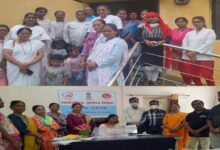 рд░рд╛рд╖реНрдЯреНрд░реАрдп рдЖрд░реЛрдЧреНрдп рдЕрднрд┐рдпрд╛рдирд╛рдЪреНрдпрд╛ рдХрд░реНрдордЪрд╛рд▒реНрдпрд╛рдВрдЪреЗ рдХрд╛рдо рдмрдВрдж ;рд░реБрдЧреНрдгрд╛рдВ рд╕рд╣ рдирд╛рдЧрд░рд┐рдХрд╛рдВрдирд╛ рдЖрд░реНрдерд┐рдХ рдорд╛рдирд╕рд┐рдХ рдлрдЯрдХрд╛. рд░рд╛рд╖реНрдЯреНрд░реАрдп рдЖрд░реЛрдЧреНрдп рдЕрднрд┐рдпрд╛рдирд╛рдЪреНрдпрд╛ рдХрд░реНрдордЪрд╛рд▒реНрдпрд╛рдВрдЪреЗ рдХрд╛рдо рдмрдВрдж ;рд░реБрдЧреНрдгрд╛рдВ рд╕рд╣ рдирд╛рдЧрд░рд┐рдХрд╛рдВрдирд╛ рдЖрд░реНрдерд┐рдХ рдорд╛рдирд╕рд┐рдХ рдлрдЯрдХрд╛.