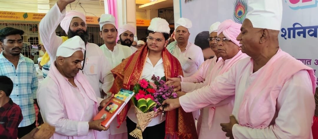 श्री देवदेवेश्वर मंदिरात पंचावतार उपहार व संतपूजन सोहळा संपन्न.
