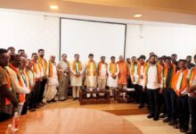 рдордиреЛрдЬ рд░рд╛рд╡рд╕рд╛рд╣реЗрдм рдкрд╛рдЯреАрд▓ рдореЛрд░реЗ рдЯрд╛рдХрд│реАрдХрд░ рдпрд╛рдВрдЪрд╛ рднрд╛рдЬрдкрд╛ рдкреНрд░рд╡реЗрд╢ ; рдирд╛рдпрдЧрд╛рд╡ рддрд╛рд▓реБрдХреНрдпрд╛рдд рдХрд╛рдБрдЧреНрд░реЗрд╕рд▓рд╛ рдЦрд┐рдВрдбрд╛рд░, рдмрд░рдмрдбреНрдпрд╛рдд рднрд╛рдЬрдкрдЪреА рд╢рдХреНрддреА рд╡рд╛рдврд▓реА. рдордиреЛрдЬ рд░рд╛рд╡рд╕рд╛рд╣реЗрдм рдкрд╛рдЯреАрд▓ рдореЛрд░реЗ рдЯрд╛рдХрд│реАрдХрд░ рдпрд╛рдВрдЪрд╛ рднрд╛рдЬрдкрд╛ рдкреНрд░рд╡реЗрд╢ ; рдирд╛рдпрдЧрд╛рд╡ рддрд╛рд▓реБрдХреНрдпрд╛рдд рдХрд╛рдБрдЧреНрд░реЗрд╕рд▓рд╛ рдЦрд┐рдВрдбрд╛рд░, рдмрд░рдмрдбреНрдпрд╛рдд рднрд╛рдЬрдкрдЪреА рд╢рдХреНрддреА рд╡рд╛рдврд▓реА.