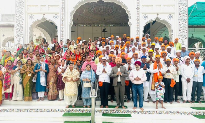 संत नामदेव घुमान सद्भावना यात्रा गुरुनगरी नांदेड येथे परतली.. पंजाब-हरियाणा-दिल्ली-हिमाचलचा दौरा पूर्ण : नानक साई फाऊंडेशन च्या उपक्रमाचे नांदेड मध्ये उस्फुत स्वागत.. संत नामदेव घुमान सद्भावना यात्रा गुरुनगरी नांदेड येथे परतली.. पंजाब-हरियाणा-दिल्ली-हिमाचलचा दौरा पूर्ण : नानक साई फाऊंडेशन च्या उपक्रमाचे नांदेड मध्ये उस्फुत स्वागत..