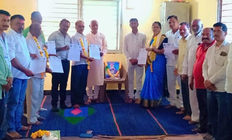 महाराष्ट्र नाभिक महामंडळाच्या महिला तालुकाध्यक्षपदी सुरेखा तळनकर यांची नियुक्ती. ; ‘नवनिर्वाचित अध्यक्ष सुरेश शिंदे यांच्यासह कार्यकारीणीस नियुक्तीपत्र देवून सत्कार..!’ महाराष्ट्र नाभिक महामंडळाच्या महिला तालुकाध्यक्षपदी सुरेखा तळनकर यांची नियुक्ती. ; ‘नवनिर्वाचित अध्यक्ष सुरेश शिंदे यांच्यासह कार्यकारीणीस नियुक्तीपत्र देवून सत्कार..!’