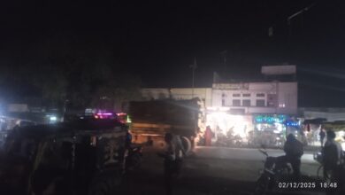 गडगा परिसरात अवैध वृक्षतोड : दिवस मावळल्या  नंतर वाहतूक .