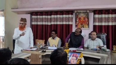 पत्रकार दिनानिमित्त माहूर तालुक्यातील पत्रकारांचा सन्मान!  ;;  दिवंगत पत्रकार गोपाळराव कदम यांना श्रद्धांजली!.