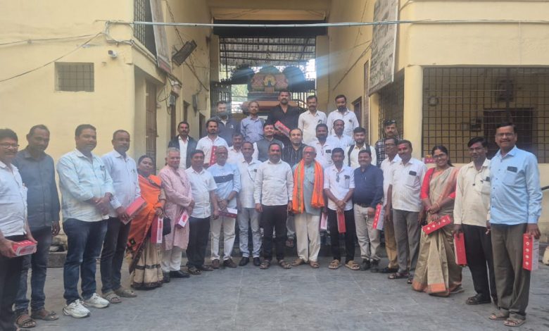 केसुला बहुउद्देशीय संस्थे तर्फे दर्पण दिना निमित्य पत्रकारांचा सन्मान ; पत्रकारांच्या लेखणीमुळेच जनसामान्यांना न्याय मिळतो – प्रफुल जाधव. केसुला बहुउद्देशीय संस्थे तर्फे दर्पण दिना निमित्य पत्रकारांचा सन्मान ; पत्रकारांच्या लेखणीमुळेच जनसामान्यांना न्याय मिळतो – प्रफुल जाधव.