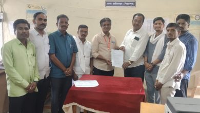 वृत्तपत्र उद्योग वाचवण्यासाठी ‘व्हॉइस ऑफ मीडिया’ आक्रमक; १५०% जाहिरात दरवाढीसह मुख्यमंत्र्यांना निवेदन.