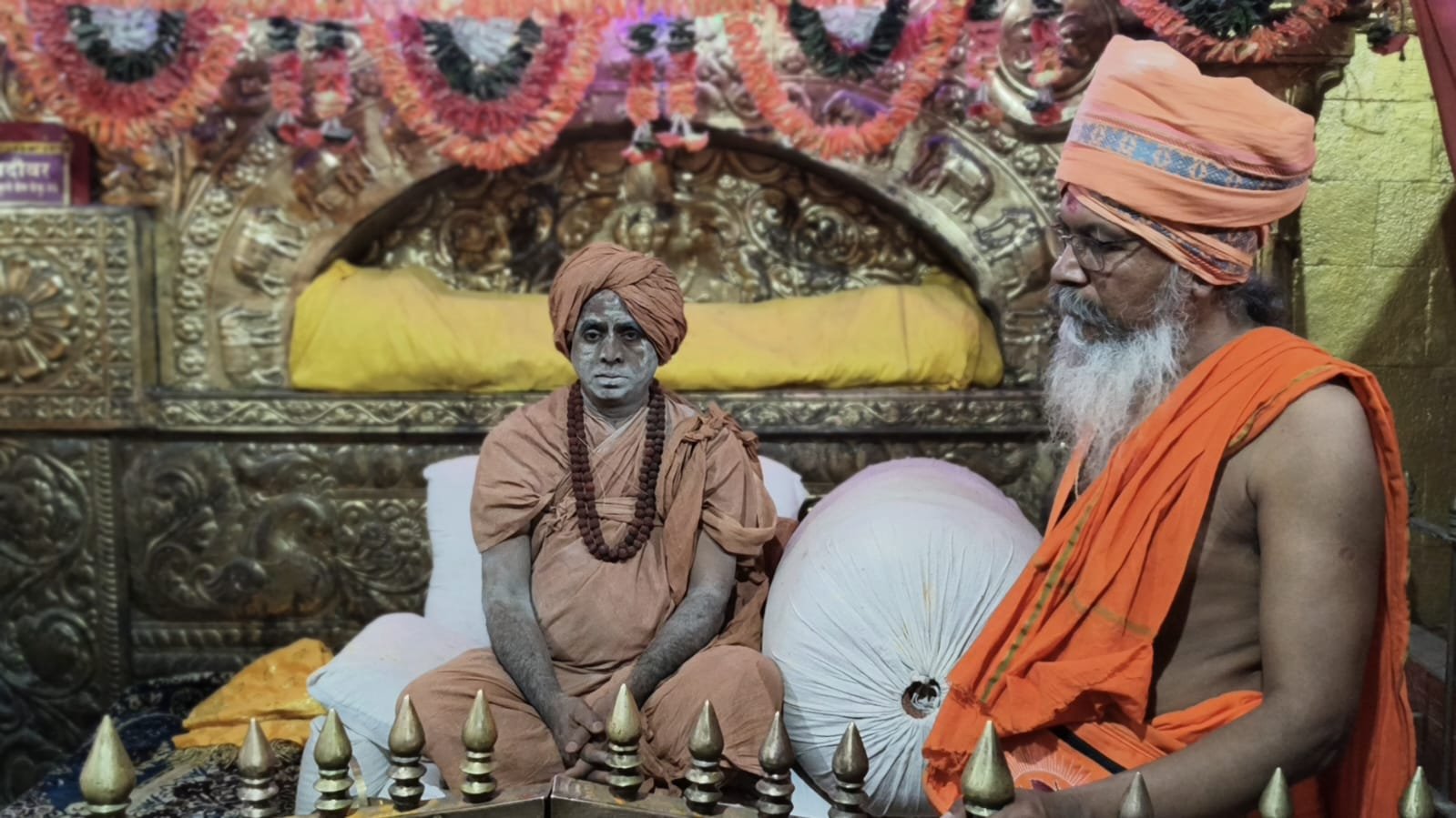 दत्तशिखर चे प.पु. महंत श्री श्री १००८ मधुसूदनजी भारती महाराज अनंतात विलीन.