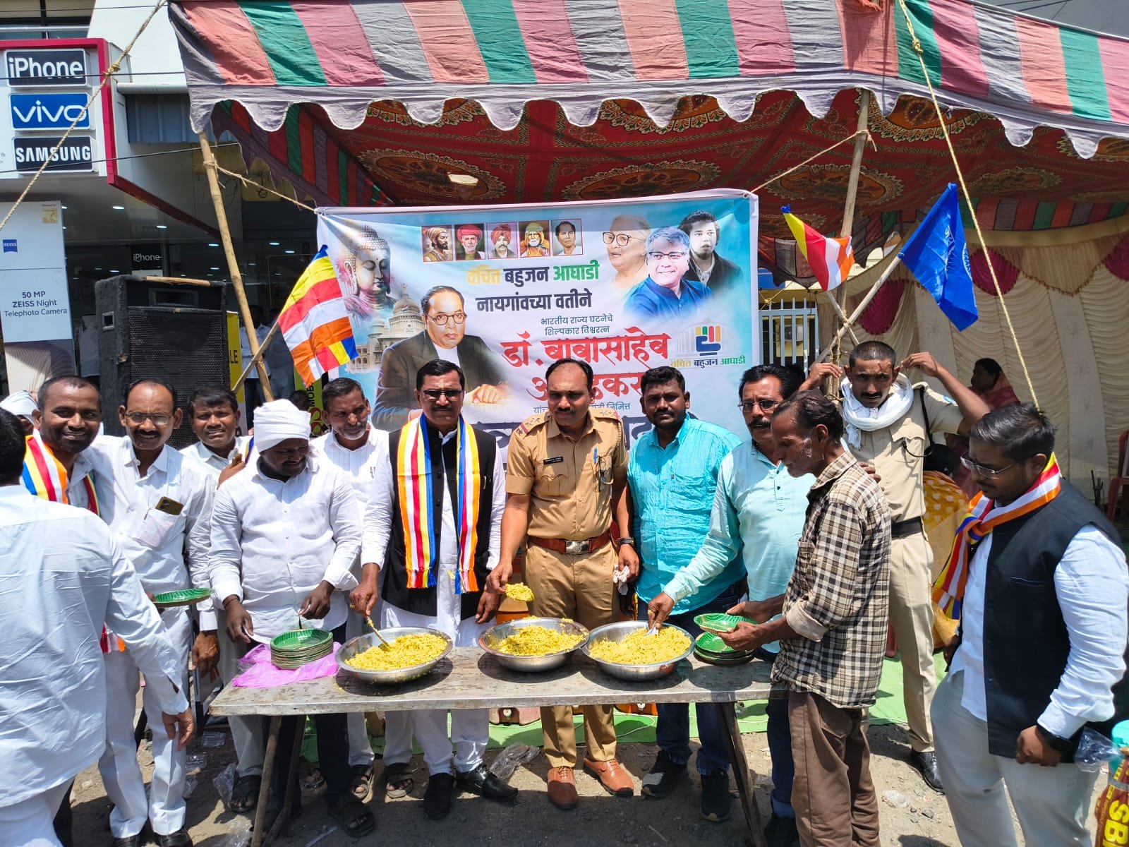 नायगाव शहरात डॉ. बाबासाहेब आंबेडकर जयंतीनिमित्त भव्य अन्नदान.