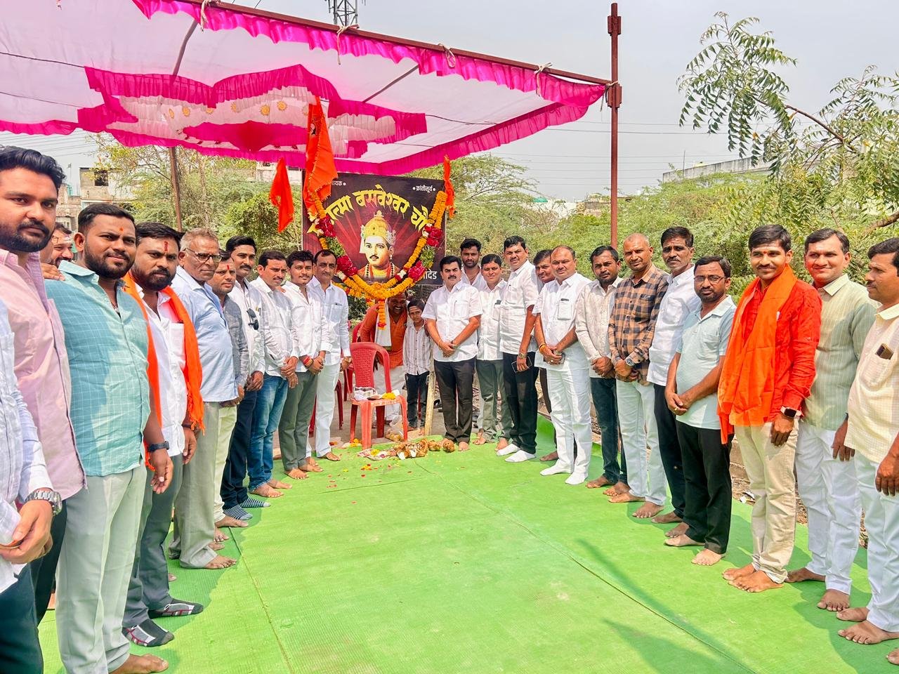 महात्मा बसवेश्वर महाराज जयंती नायगावात उत्साहात साजरी.