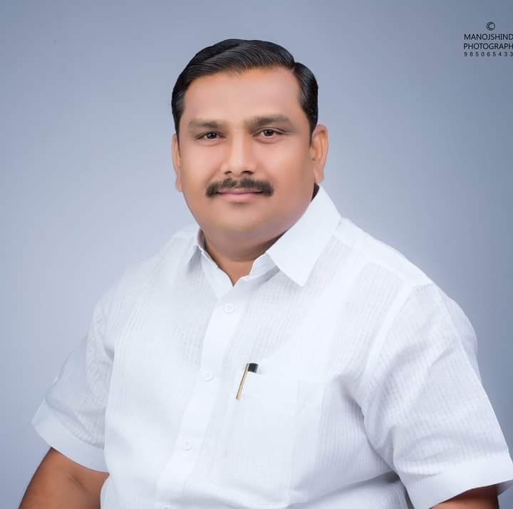 पीकविमा रक्कम शेतकऱ्यांच्या खात्यात जमा होण्यास प्रारंभ; शेतकऱ्यांमध्ये समाधानाचे वातावरण : वसंत सुगावे पाटील यांच्या पाठपुराव्याला यश
